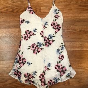 🌸Kendall&Kylie Romper